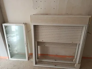 Ventana de alumnio con persiana 120x135