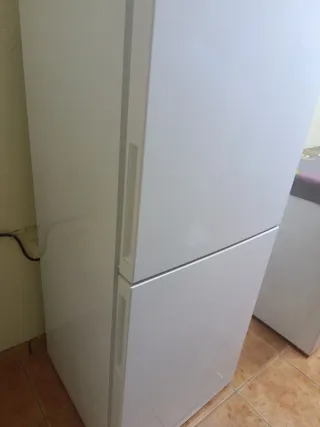 Nevera Telefunken blanca