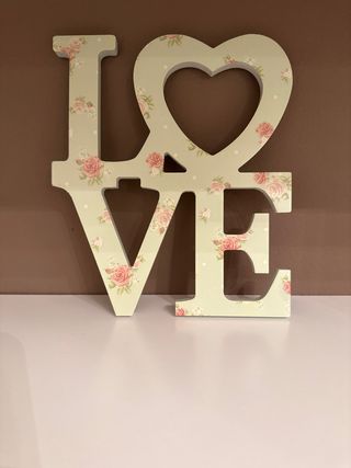 Decoración LOVE madera floral
