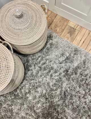 URGE VENTA Alfombra pelo largo gris 240x180cm