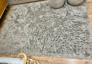 URGE VENTA Alfombra pelo largo gris 240x180cm