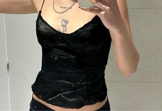 Top negro Zara tirantes, super diferente