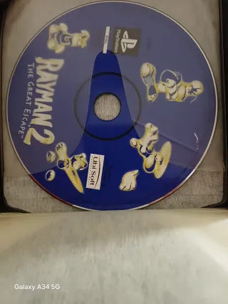 Estuche PlayStation 1 (PS1) con juegos