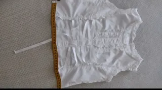 Blusa blanca niña 6-7 años.