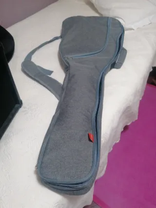 Guitarra Eléctrica Yamaha Negra