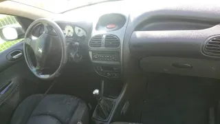 Peugeot 206 2003