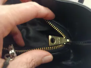 Conjunto Bolso y Cartera DKNY Marrón