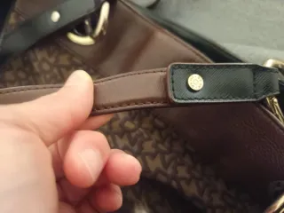 Conjunto Bolso y Cartera DKNY Marrón