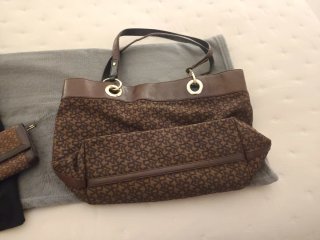 Conjunto Bolso y Cartera DKNY Marrón