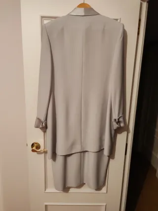 Conjunto Blazer y Vestido manga corta en plata