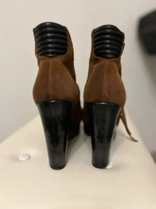 Botines Diesel Marrones con Tacón de Cuña