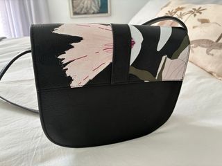 Bolso Adolfo Dominguez estampado floral