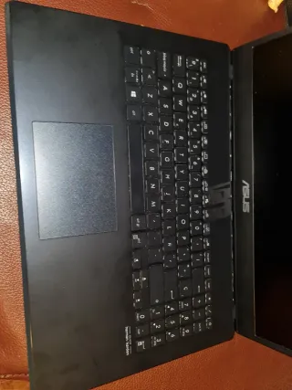 Ordenador portátil Asus X571GD.