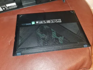 Ordenador portátil Asus X571GD.