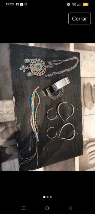 Collar y pulsera con piedras turquesa