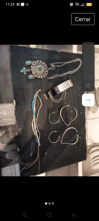 Collar y pulsera con piedras turquesa