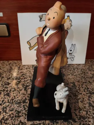 Figura Tintín Reportero Resina Policromada