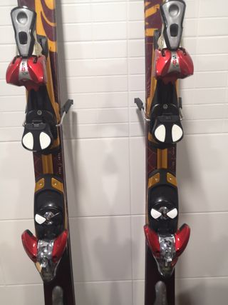 Esquís Salomon Scream + Fijaciones S810