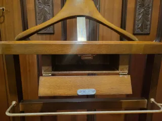 Galan de noche de madera