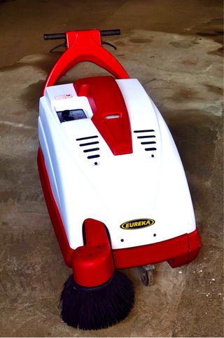 Barredora Eureka Kobra