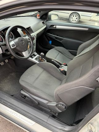 Opel Astra 2005