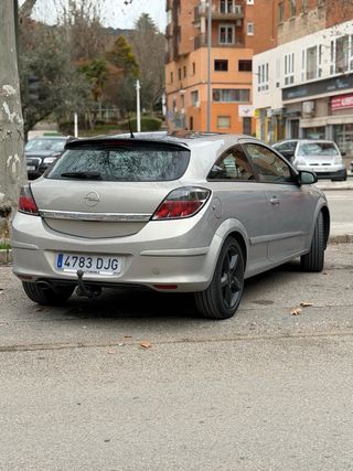 Opel Astra 2005