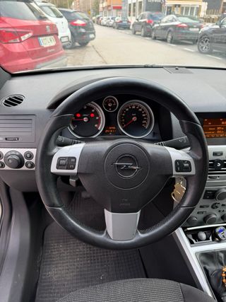 Opel Astra 2005