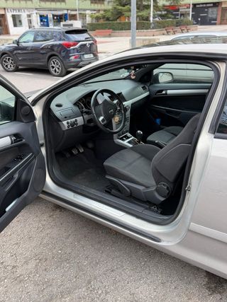 Opel Astra 2005