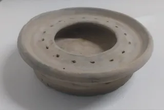 Antiguo Cuenco de cerámica sin esmaltar