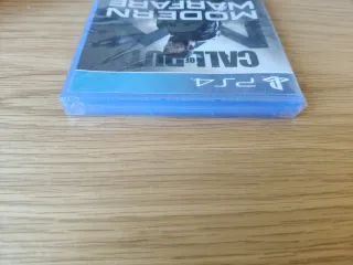 Call of Duty Modern Warfare PS4 nuevo precintado