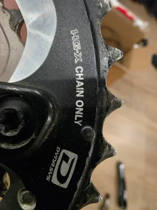 Platos y Bielas Shimano XT + Pedales