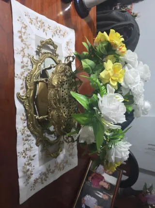 Reloj de Bronce con Figura