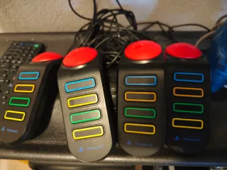 Mandos Buzz PS2 (Sony)