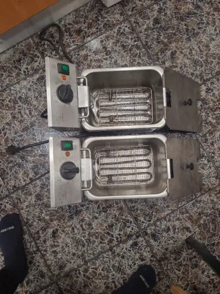 2 Freidoras Eléctricas