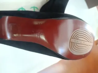 Chie Mihara Zapatos de Salón Negros Nuevos Piel