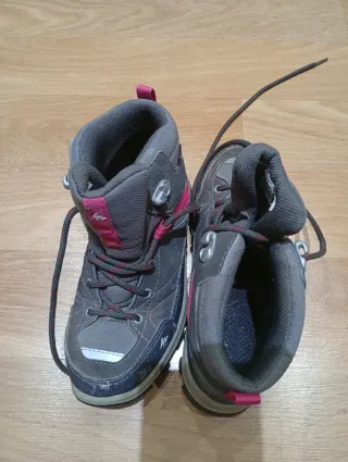 Botas Trekking Niñ@ Quechua Waterproof