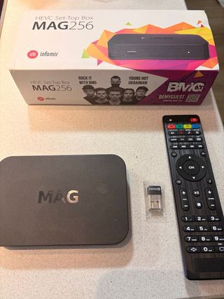 Reproductor multimedia Infomir MAG256