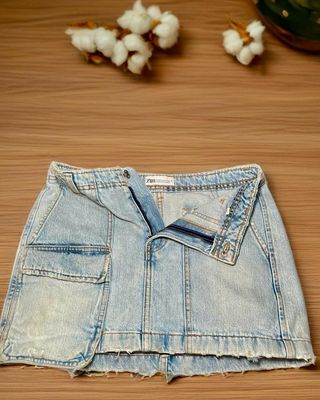 Falda vaquera cargo ZARA azul claro