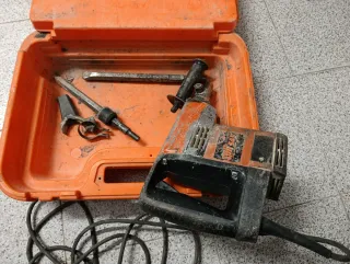 Taladro percutor Spit 345 con maletín