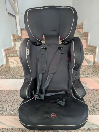 Silla coche infantil negra