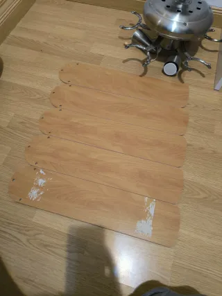 Ventilador de techo con palas reversibles