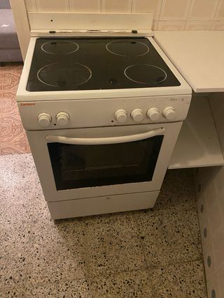 Horno y Vitrocerámica Corberó