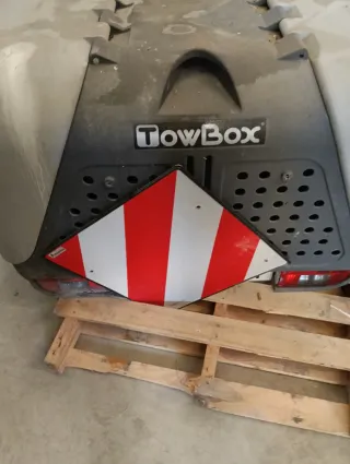 Towbox