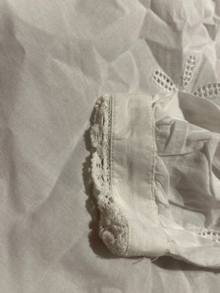 Blusa Mango bordada blanca talla M