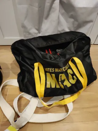 Kimono MAC Artes Marciales Talla Única