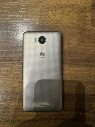 Huawei Y6 2017 Nero e grigio