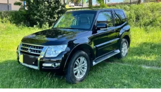 Mitsubishi Montero 2016