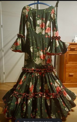 Traje de Flamenca verde floral