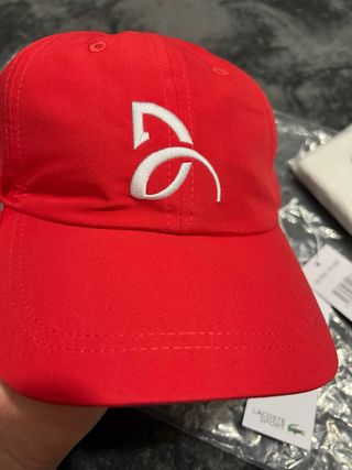 Gorra Lacoste Roja + Muñequera