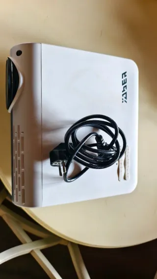 Proyector Full HD 1080p Blanco